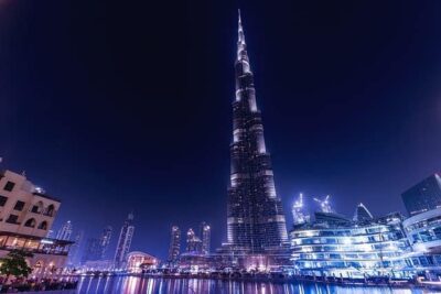 7 معلومات عن دولة الإمارات العربية المتحدة