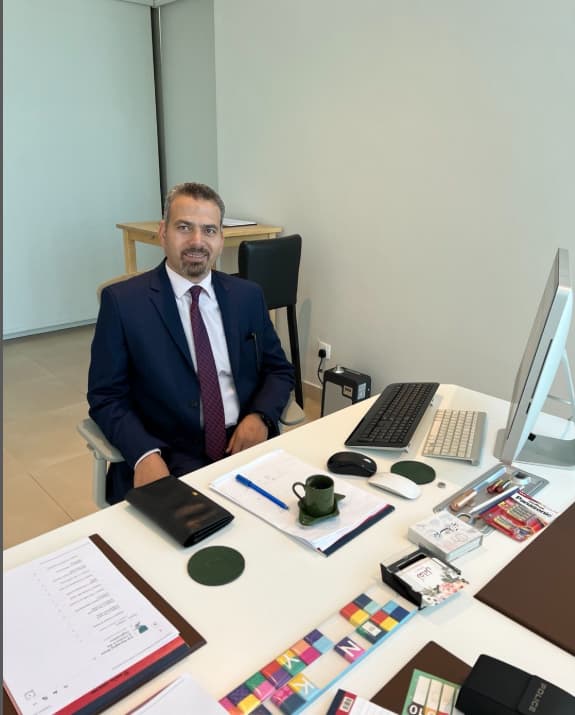 السيد الجعفري محام ومستشار قانوني